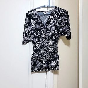 Black and white V neck shirt